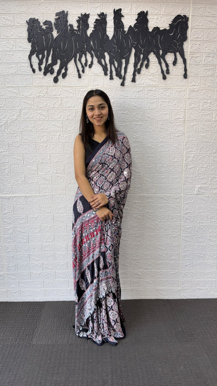 Black Japan Satin Silk Printed Mirror Work Latkan Saree for Women